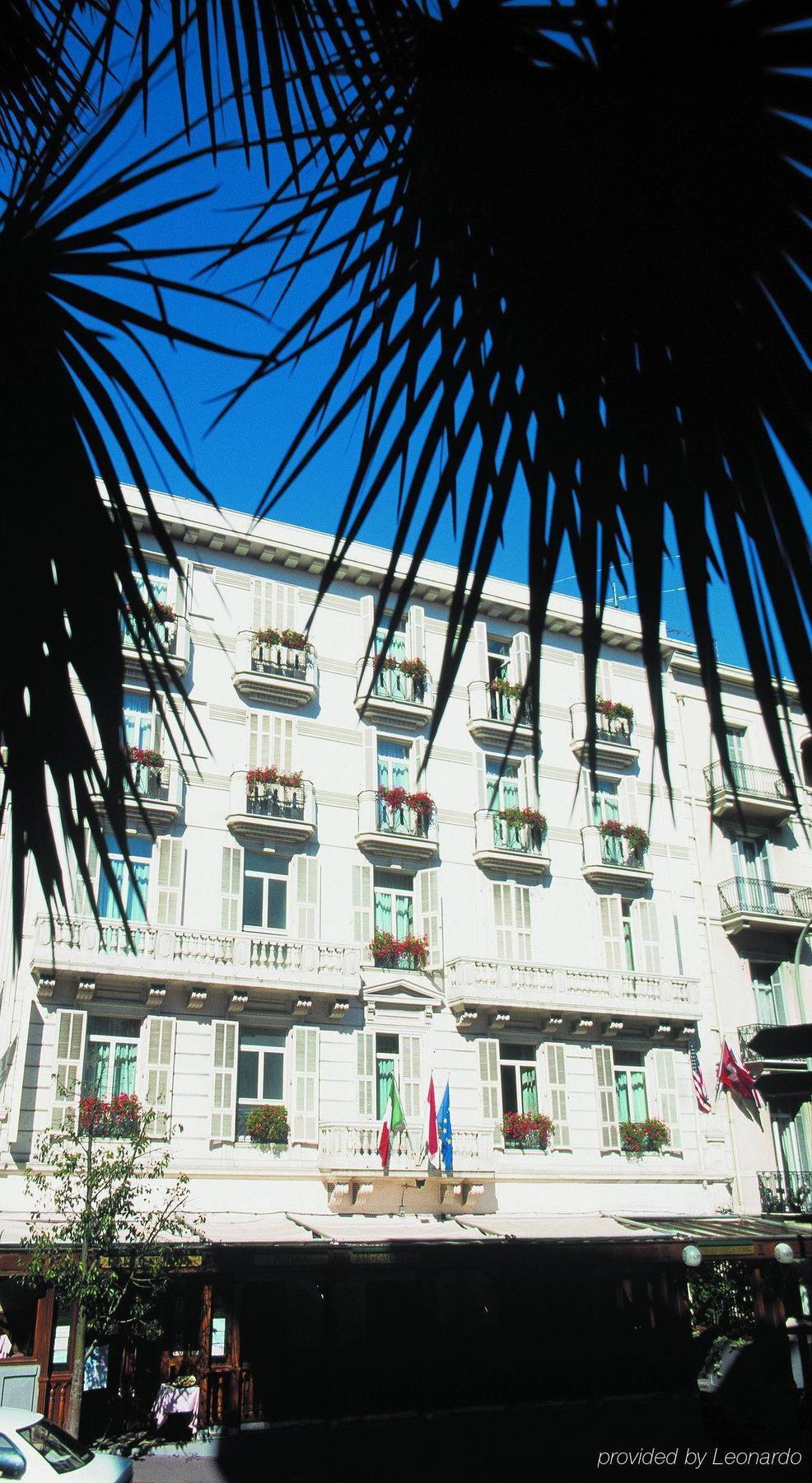 Ambassador-Monaco Hotel Exterior photo